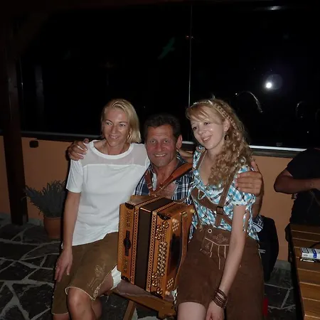 Wohlmuth-lueckl Inn *