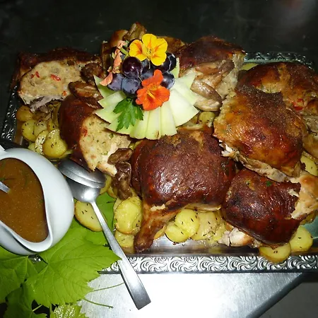 沃姆-卢克尔宾馆 宾馆 *