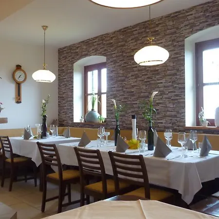 Wohlmuth-lueckl Inn *