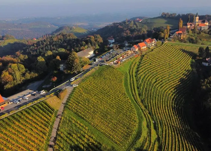 沃姆-卢克尔宾馆