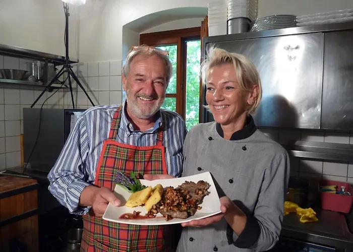 沃姆-卢克尔宾馆