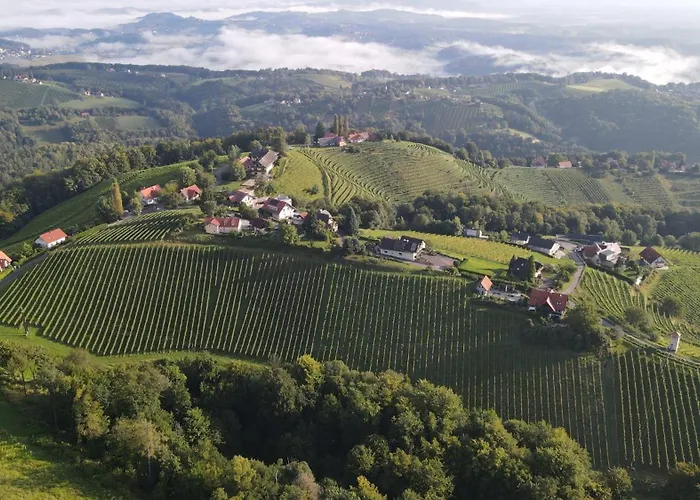 沃姆-卢克尔宾馆 宾馆 *