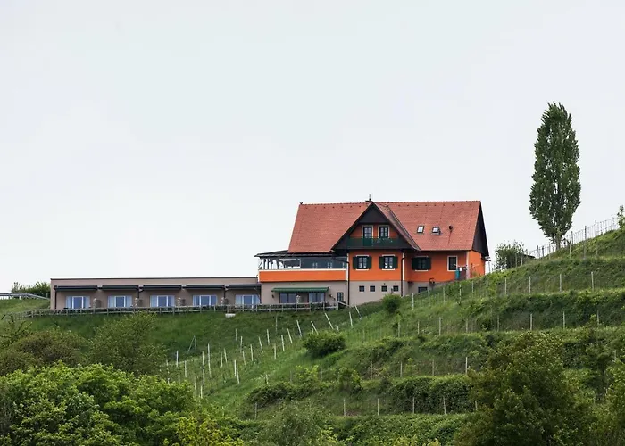 Wohlmuth-lueckl Han/Misafirhane